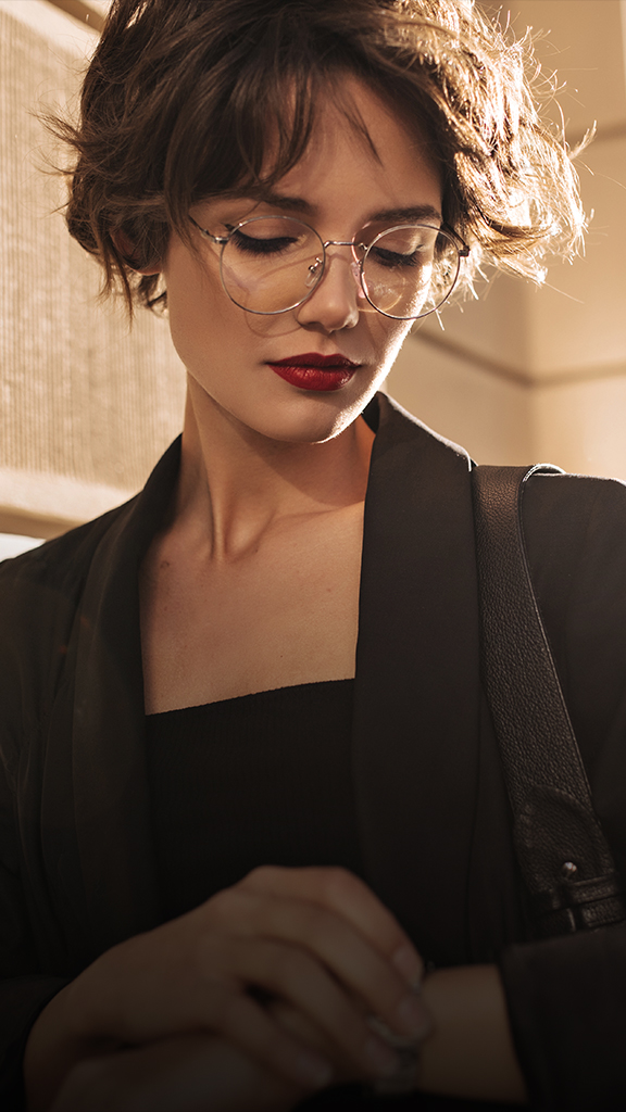 Optiswiss  - Brillengläser - BIOMETRICS - Brillenfassungen - Augenoptiker - Optiker - Optiker Schweiz - Brillen - Gleitsichtbrillen - Herrenbrillen - Damenbrillen - Kinderbrillen - Lesebrillen - Blaufilter-Brillen - Lunettes - Montures de lunettes - Opticiens - Opticiens Suisse - Verres progressifs - Lunettes hommes - Lunettes femmes - Lunettes enfants - Lunettes de lecture - Verres à filtre bleu - Occhiali - Montature per occhiali - Ottici - Ottici Svizzera - Occhiali - Occhiali varifocali - Occhiali da uomo - Occhiali da donna - Occhiali per bambini - Occhiali da lettura - Occhiali con filtro blu - Glasses - Glasses frames - Opticians - Opticians Switzerland - Varifocal glasses - Men's glasses - Women's glasses - Children's glasses - Reading glasses - blue filter glasses