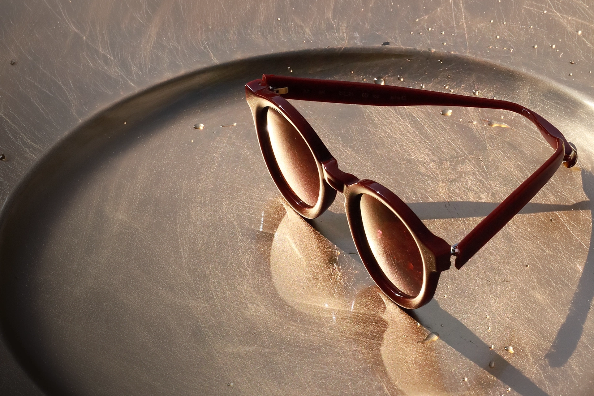 Optiswiss  - Brillengläser - BIOMETRICS - Brillenfassungen - Augenoptiker - Optiker - Optiker Schweiz - Brillen - Gleitsichtbrillen - Herrenbrillen - Damenbrillen - Kinderbrillen - Lesebrillen - Blaufilter-Brillen - Lunettes - Montures de lunettes - Opticiens - Opticiens Suisse - Verres progressifs - Lunettes hommes - Lunettes femmes - Lunettes enfants - Lunettes de lecture - Verres à filtre bleu - Occhiali - Montature per occhiali - Ottici - Ottici Svizzera - Occhiali - Occhiali varifocali - Occhiali da uomo - Occhiali da donna - Occhiali per bambini - Occhiali da lettura - Occhiali con filtro blu - Glasses - Glasses frames - Opticians - Opticians Switzerland - Varifocal glasses - Men's glasses - Women's glasses - Children's glasses - Reading glasses - blue filter glasses