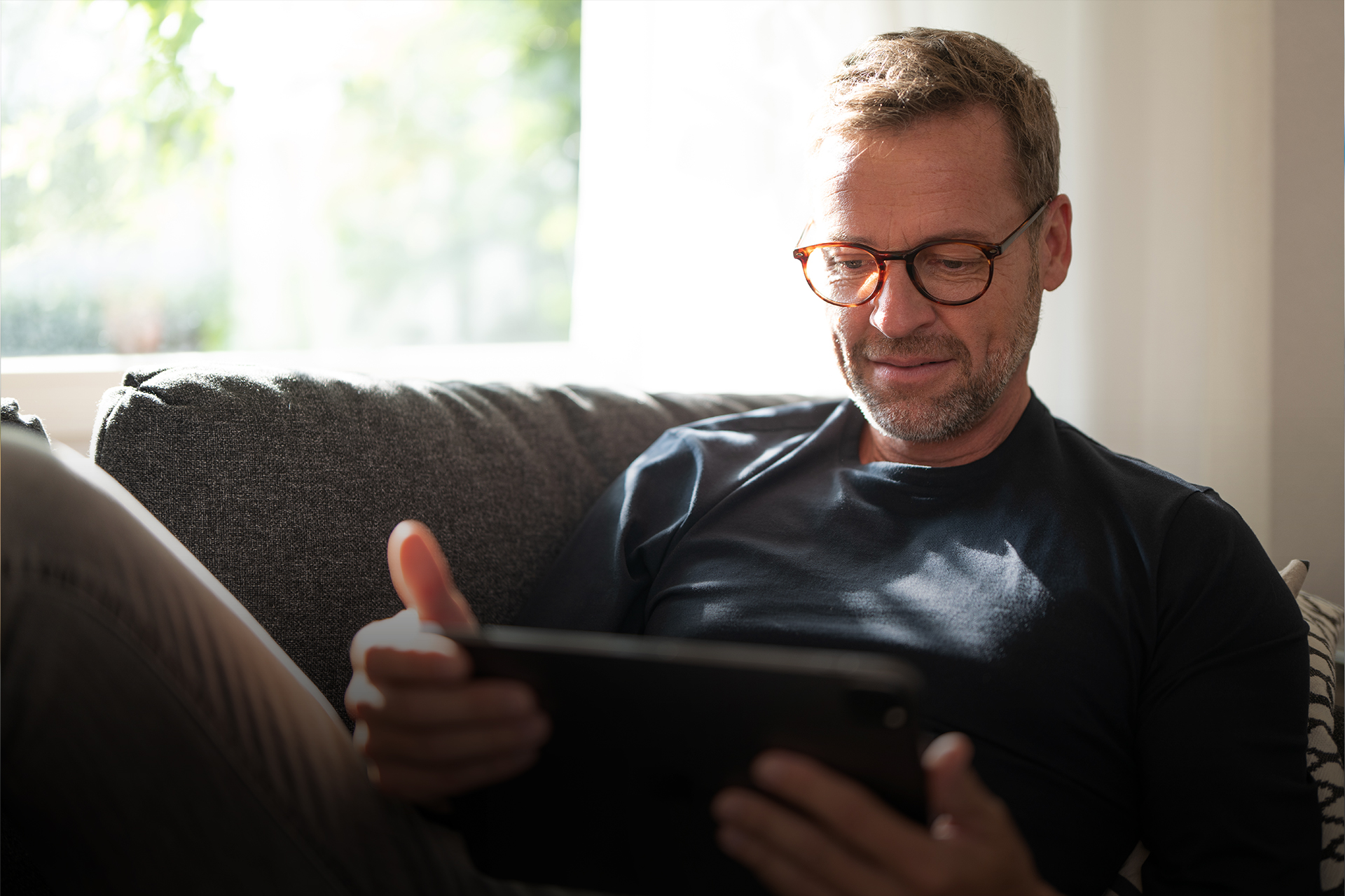 Optiswiss  - Brillengläser - BIOMETRICS - Brillenfassungen - Augenoptiker - Optiker - Optiker Schweiz - Brillen - Gleitsichtbrillen - Herrenbrillen - Damenbrillen - Kinderbrillen - Lesebrillen - Blaufilter-Brillen - Lunettes - Montures de lunettes - Opticiens - Opticiens Suisse - Verres progressifs - Lunettes hommes - Lunettes femmes - Lunettes enfants - Lunettes de lecture - Verres à filtre bleu - Occhiali - Montature per occhiali - Ottici - Ottici Svizzera - Occhiali - Occhiali varifocali - Occhiali da uomo - Occhiali da donna - Occhiali per bambini - Occhiali da lettura - Occhiali con filtro blu - Glasses - Glasses frames - Opticians - Opticians Switzerland - Varifocal glasses - Men's glasses - Women's glasses - Children's glasses - Reading glasses - blue filter glasses