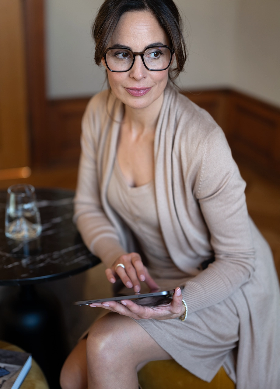 Optiswiss  - Brillengläser - BIOMETRICS - Brillenfassungen - Augenoptiker - Optiker - Optiker Schweiz - Brillen - Gleitsichtbrillen - Herrenbrillen - Damenbrillen - Kinderbrillen - Lesebrillen - Blaufilter-Brillen - Lunettes - Montures de lunettes - Opticiens - Opticiens Suisse - Verres progressifs - Lunettes hommes - Lunettes femmes - Lunettes enfants - Lunettes de lecture - Verres à filtre bleu - Occhiali - Montature per occhiali - Ottici - Ottici Svizzera - Occhiali - Occhiali varifocali - Occhiali da uomo - Occhiali da donna - Occhiali per bambini - Occhiali da lettura - Occhiali con filtro blu - Glasses - Glasses frames - Opticians - Opticians Switzerland - Varifocal glasses - Men's glasses - Women's glasses - Children's glasses - Reading glasses - blue filter glasses