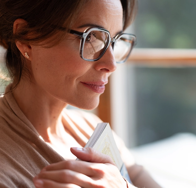 Optiswiss  - Brillengläser - BIOMETRICS - Brillenfassungen - Augenoptiker - Optiker - Optiker Schweiz - Brillen - Gleitsichtbrillen - Herrenbrillen - Damenbrillen - Kinderbrillen - Lesebrillen - Blaufilter-Brillen - Lunettes - Montures de lunettes - Opticiens - Opticiens Suisse - Verres progressifs - Lunettes hommes - Lunettes femmes - Lunettes enfants - Lunettes de lecture - Verres à filtre bleu - Occhiali - Montature per occhiali - Ottici - Ottici Svizzera - Occhiali - Occhiali varifocali - Occhiali da uomo - Occhiali da donna - Occhiali per bambini - Occhiali da lettura - Occhiali con filtro blu - Glasses - Glasses frames - Opticians - Opticians Switzerland - Varifocal glasses - Men's glasses - Women's glasses - Children's glasses - Reading glasses - blue filter glasses