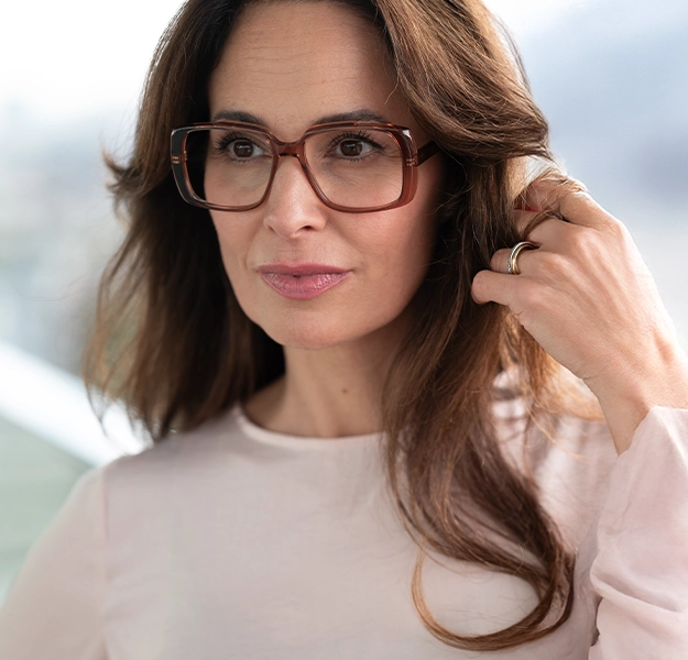 Optiswiss  - Brillengläser - BIOMETRICS - Brillenfassungen - Augenoptiker - Optiker - Optiker Schweiz - Brillen - Gleitsichtbrillen - Herrenbrillen - Damenbrillen - Kinderbrillen - Lesebrillen - Blaufilter-Brillen - Lunettes - Montures de lunettes - Opticiens - Opticiens Suisse - Verres progressifs - Lunettes hommes - Lunettes femmes - Lunettes enfants - Lunettes de lecture - Verres à filtre bleu - Occhiali - Montature per occhiali - Ottici - Ottici Svizzera - Occhiali - Occhiali varifocali - Occhiali da uomo - Occhiali da donna - Occhiali per bambini - Occhiali da lettura - Occhiali con filtro blu - Glasses - Glasses frames - Opticians - Opticians Switzerland - Varifocal glasses - Men's glasses - Women's glasses - Children's glasses - Reading glasses - blue filter glasses