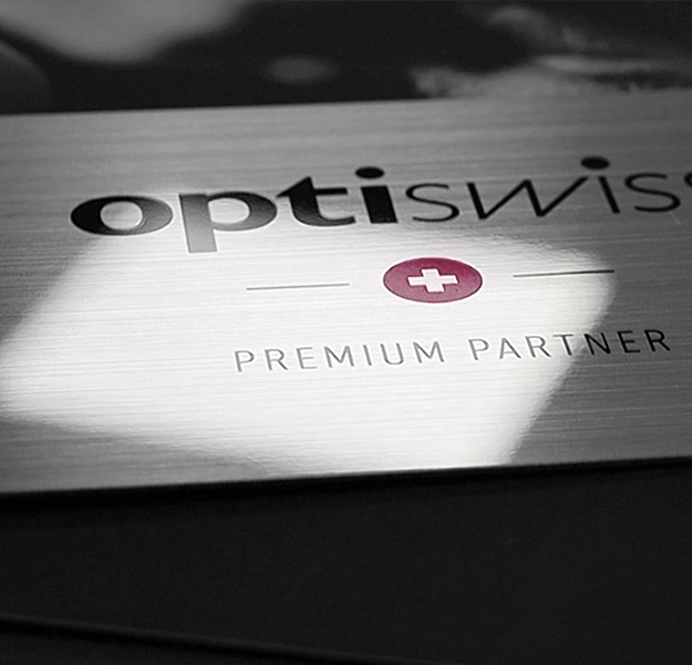 Optiswiss  - Brillengläser - BIOMETRICS - Brillenfassungen - Augenoptiker - Optiker - Optiker Schweiz - Brillen - Gleitsichtbrillen - Herrenbrillen - Damenbrillen - Kinderbrillen - Lesebrillen - Blaufilter-Brillen - Lunettes - Montures de lunettes - Opticiens - Opticiens Suisse - Verres progressifs - Lunettes hommes - Lunettes femmes - Lunettes enfants - Lunettes de lecture - Verres à filtre bleu - Occhiali - Montature per occhiali - Ottici - Ottici Svizzera - Occhiali - Occhiali varifocali - Occhiali da uomo - Occhiali da donna - Occhiali per bambini - Occhiali da lettura - Occhiali con filtro blu - Glasses - Glasses frames - Opticians - Opticians Switzerland - Varifocal glasses - Men's glasses - Women's glasses - Children's glasses - Reading glasses - blue filter glasses - Brilleglas - BIOMETRICS - brillestel - optikere - optikere - optikere Schweiz - briller - varifokale briller - herrebriller - damebriller - børnebriller - læsebriller - blå filterbriller -Brillenglazen - BIOMETRIE - brilmonturen - opticiens - opticiens - opticiens Zwitserland - brillen - varifocale brillen - herenbrillen - damesbrillen - kinderbrillen - leesbrillen - blauwfilterbrillen