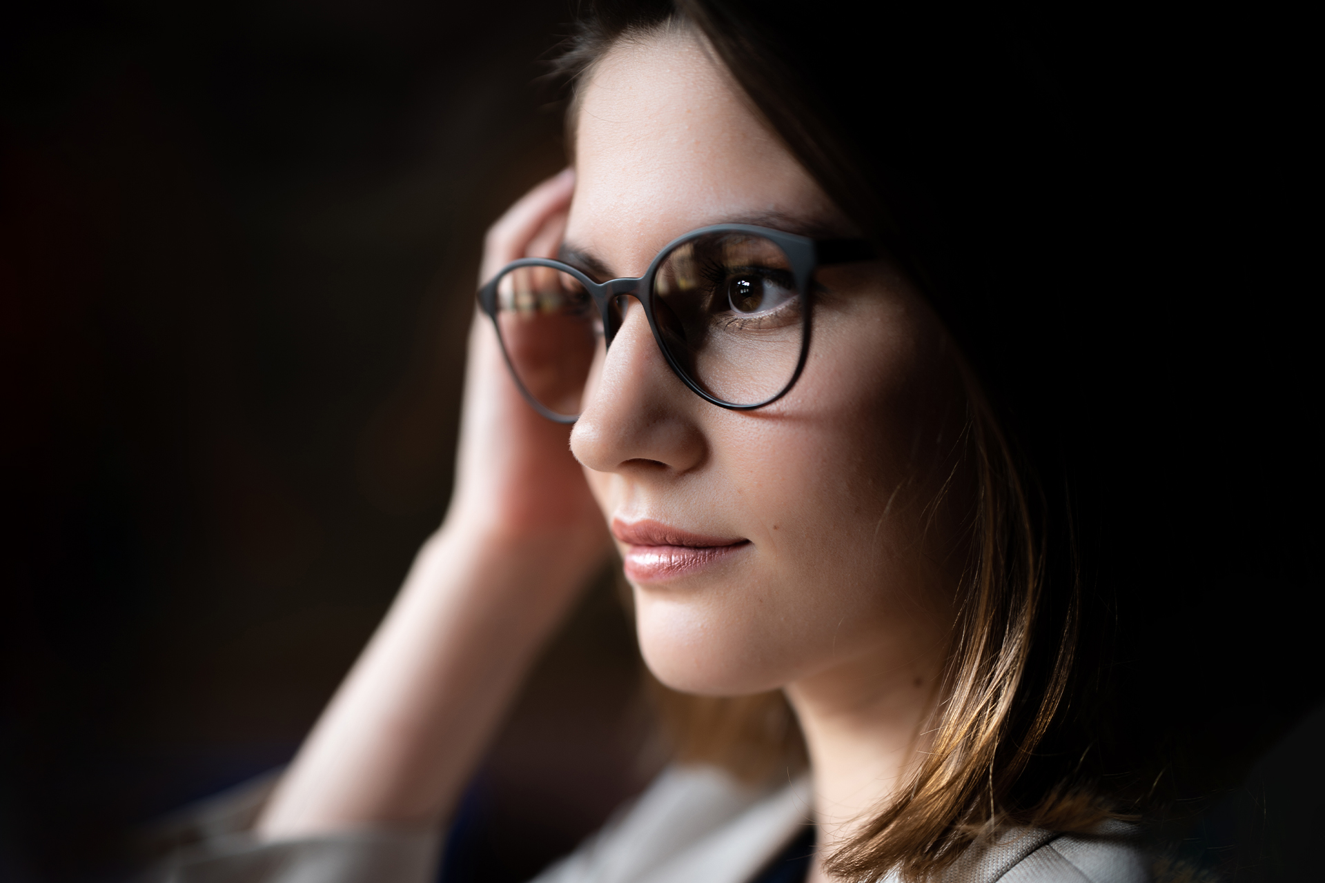 Optiswiss  - Brillengläser - BIOMETRICS - Brillenfassungen - Augenoptiker - Optiker - Optiker Schweiz - Brillen - Gleitsichtbrillen - Herrenbrillen - Damenbrillen - Kinderbrillen - Lesebrillen - Blaufilter-Brillen - Lunettes - Montures de lunettes - Opticiens - Opticiens Suisse - Verres progressifs - Lunettes hommes - Lunettes femmes - Lunettes enfants - Lunettes de lecture - Verres à filtre bleu - Occhiali - Montature per occhiali - Ottici - Ottici Svizzera - Occhiali - Occhiali varifocali - Occhiali da uomo - Occhiali da donna - Occhiali per bambini - Occhiali da lettura - Occhiali con filtro blu - Glasses - Glasses frames - Opticians - Opticians Switzerland - Varifocal glasses - Men's glasses - Women's glasses - Children's glasses - Reading glasses - blue filter glasses - Brilleglas - BIOMETRICS - brillestel - optikere - optikere - optikere Schweiz - briller - varifokale briller - herrebriller - damebriller - børnebriller - læsebriller - blå filterbriller -Brillenglazen - BIOMETRIE - brilmonturen - opticiens - opticiens - opticiens Zwitserland - brillen - varifocale brillen - herenbrillen - damesbrillen - kinderbrillen - leesbrillen - blauwfilterbrillen